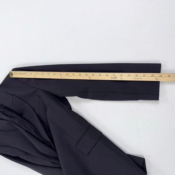 Theory Women's Staple Classic Career Wool Blend Blazer Size 10 Black - Picture 16 of 16